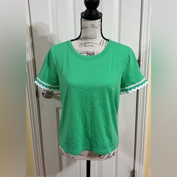 NWOT- Lilly Pulitzer Green Clairmont Ric Rac Trimmed Knit Top - Picture 3 of 9